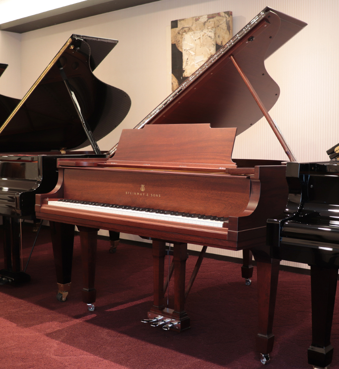 Steinway & Sons グランドピアノ M-170Wn